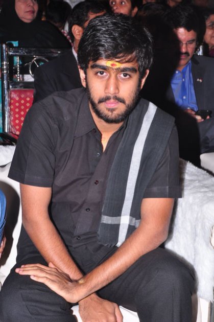 Dil-Deewana-Audio-Launch-by-Kapil-Dev